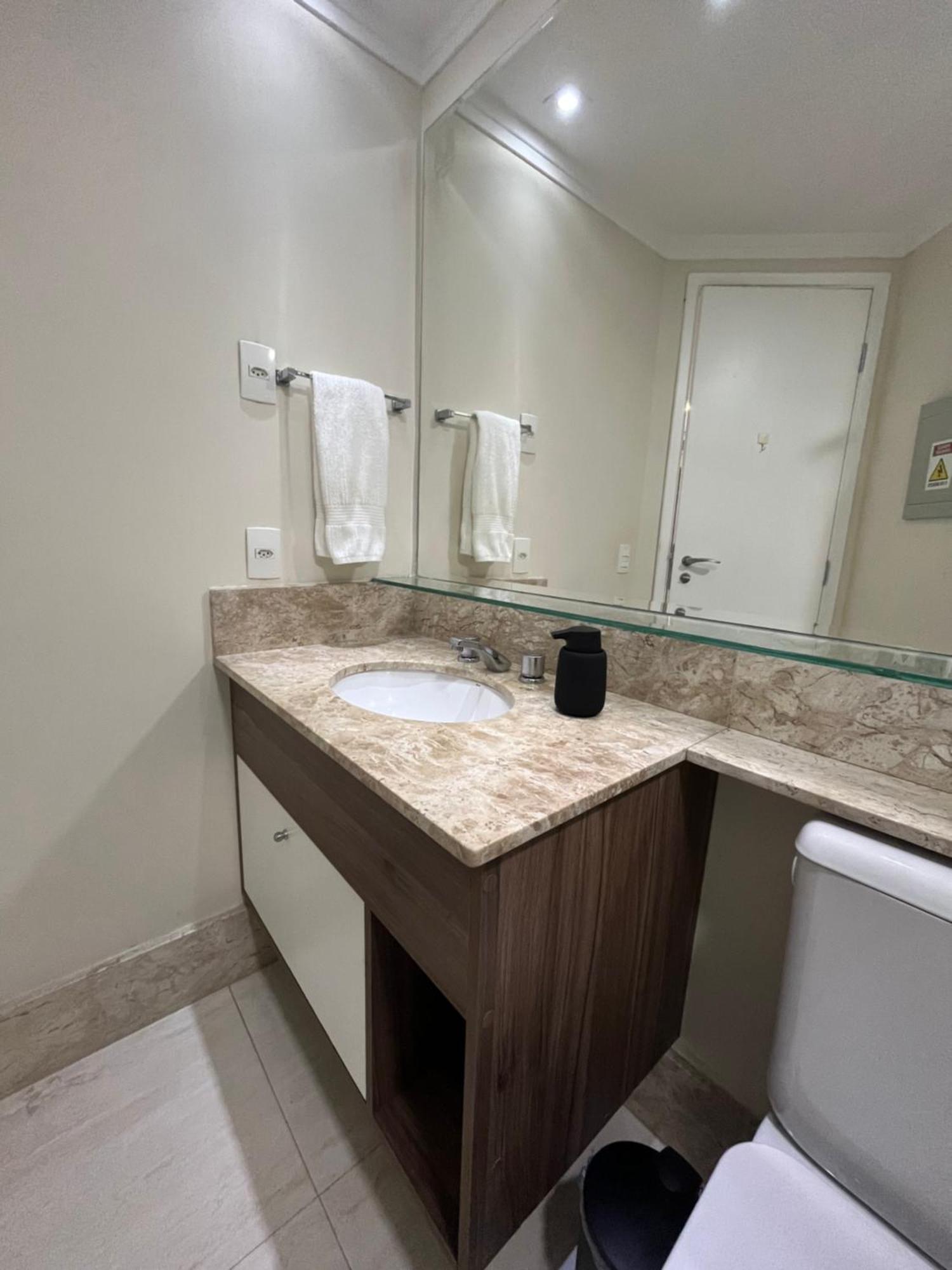 Flat Particular Reformado No Internacional Plaza Jardins *